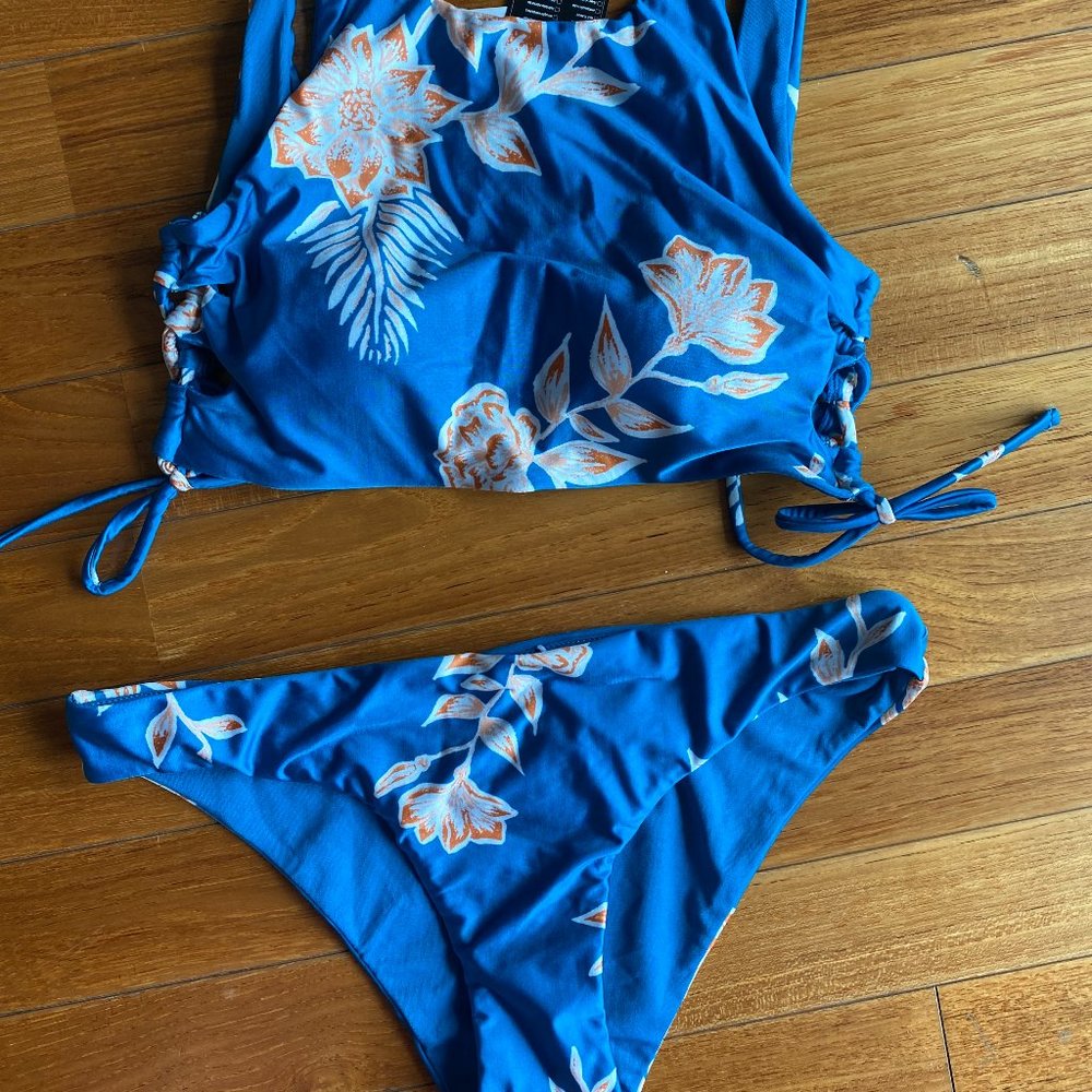 Roxy bathing suit